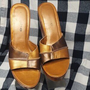 Rare Vintage Bebe Wooden Wedge Color block Sandals 6 G6
